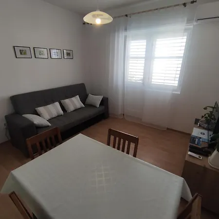 Landeka Apartment *