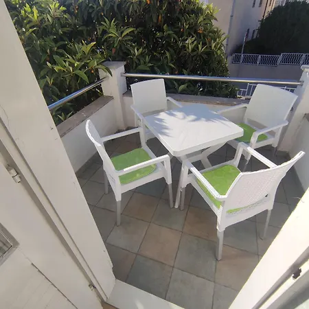 Landeka Apartamento *